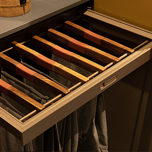 百能不鏽鋼衣櫃-百侍-03